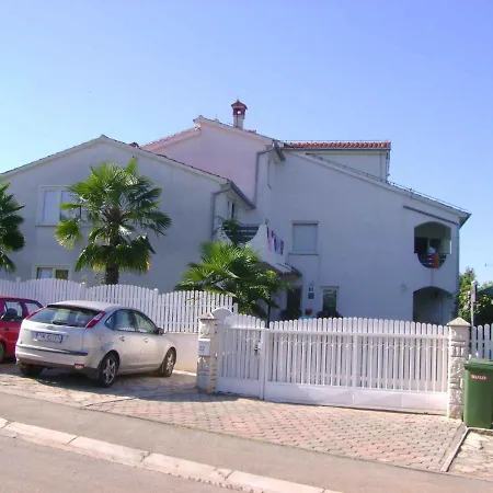 Holiday home House And Apts In Istrien 9879