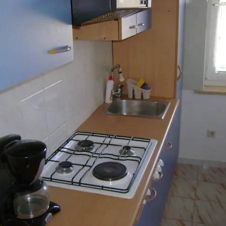 House And Apts In Istrien 9879 Porec